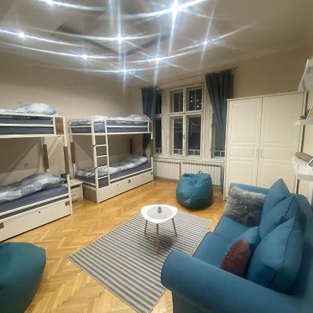 Fg Boutique Hostel Sarajevo Bagian luar foto