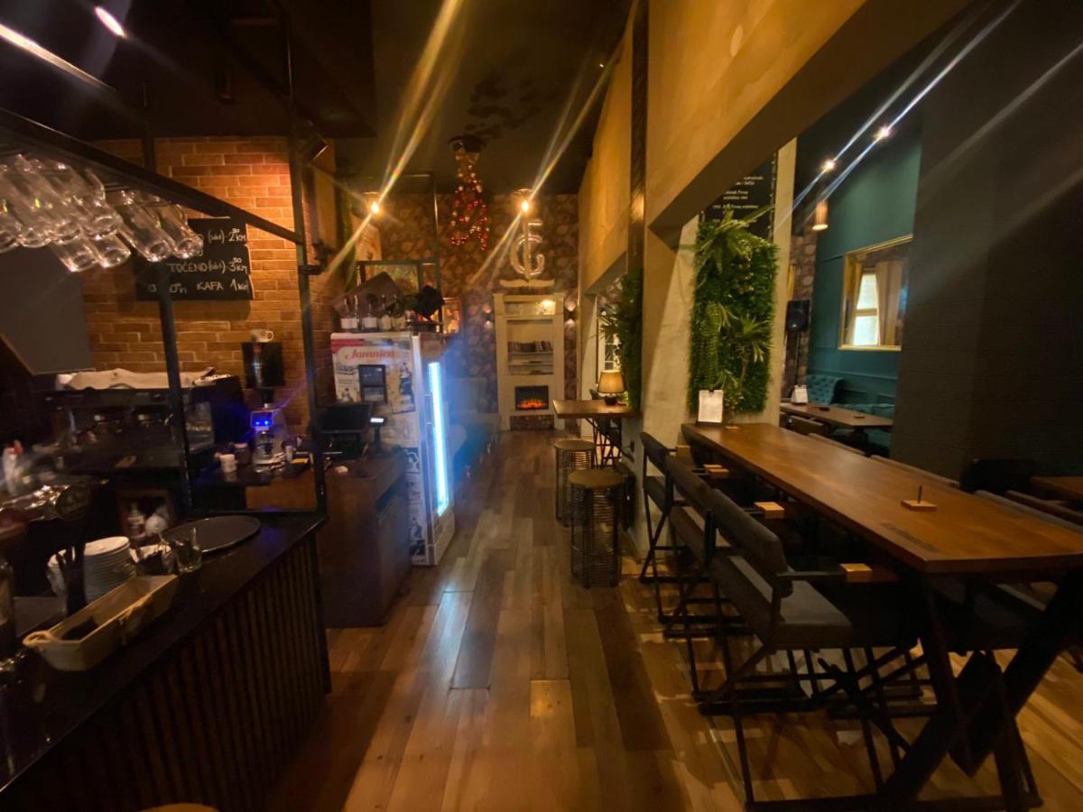 Fg Boutique Hostel Sarajevo Bagian luar foto