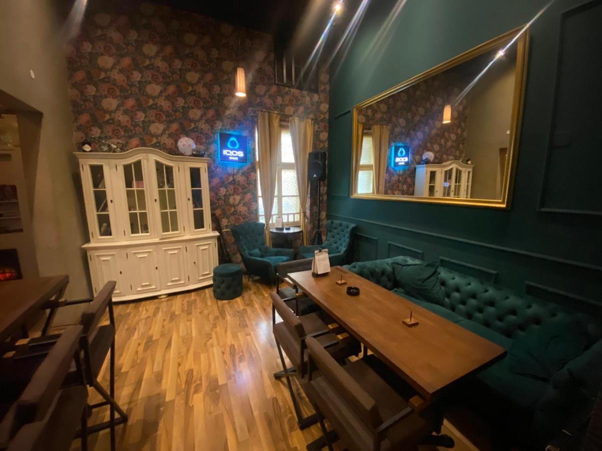 Fg Boutique Hostel Sarajevo Bagian luar foto