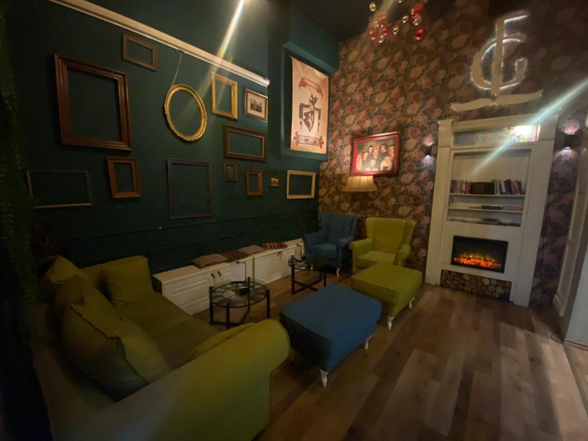 Fg Boutique Hostel Sarajevo Bagian luar foto
